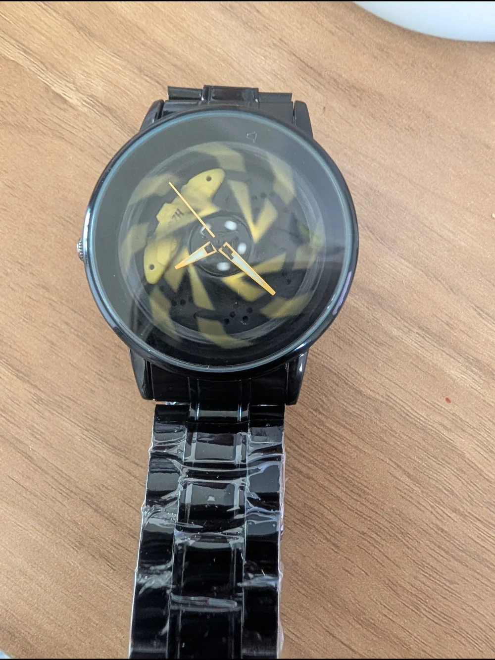 Men's Black and Yellow Fashion Wristwatch - Unbranded